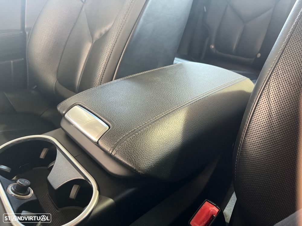 Porsche Cayenne Standard - 38