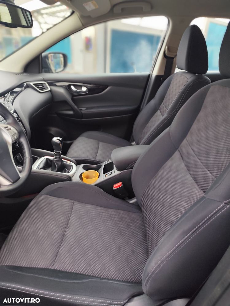 Nissan Qashqai 1.6 DCI 4 x 4 DPF Start/Stop tekna - 11