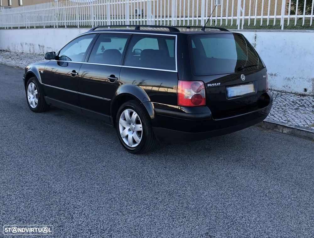 VW Passat 1.9 TDi Confortline 6V - 6