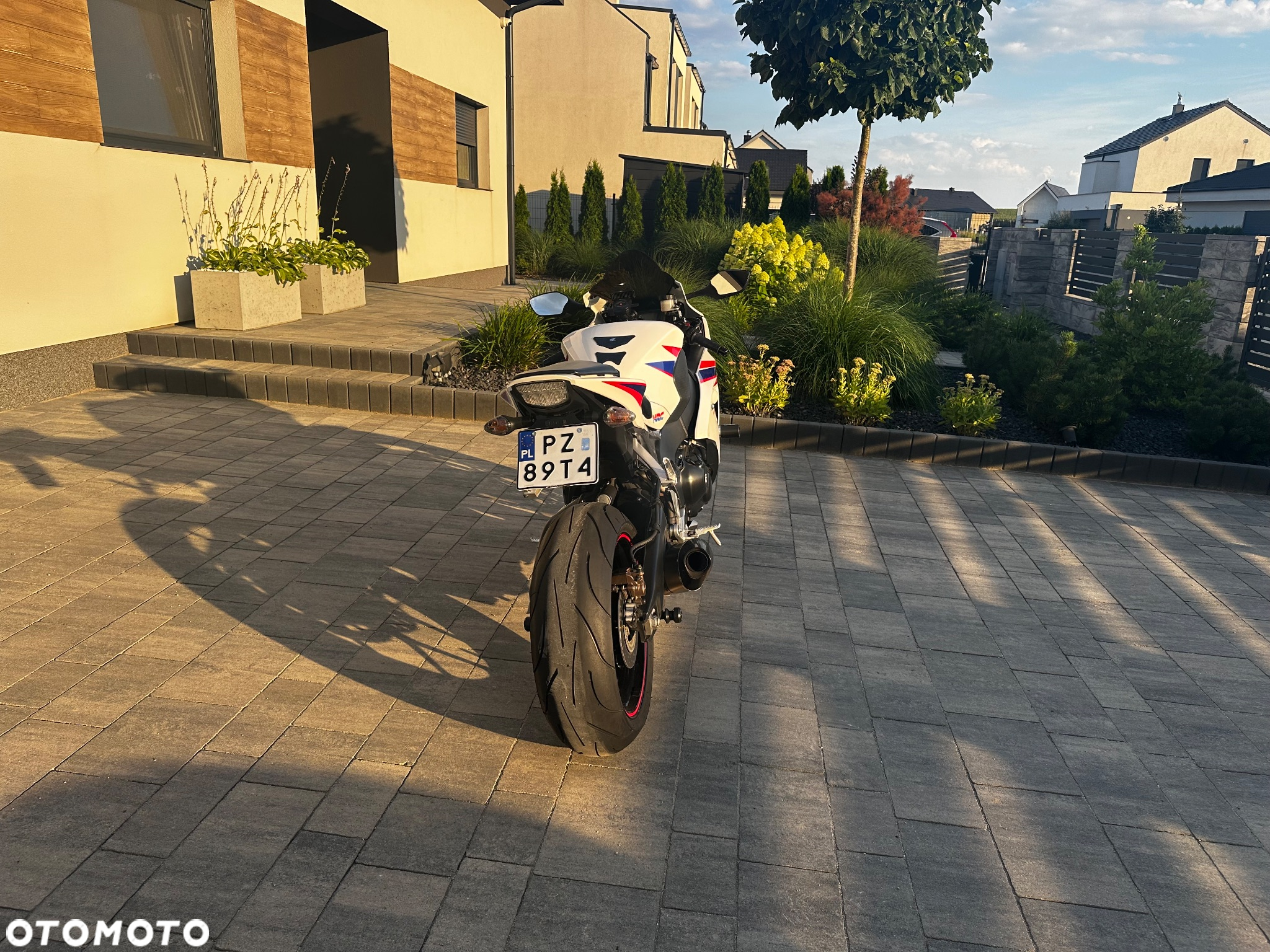 Honda CBR - 9
