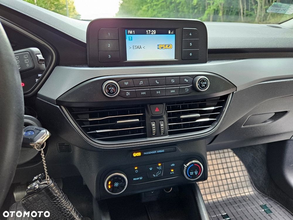 Ford Focus - 20