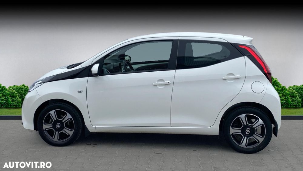Toyota Aygo 1.0 VVY-I 5 usi MultiMode X-connect - 2