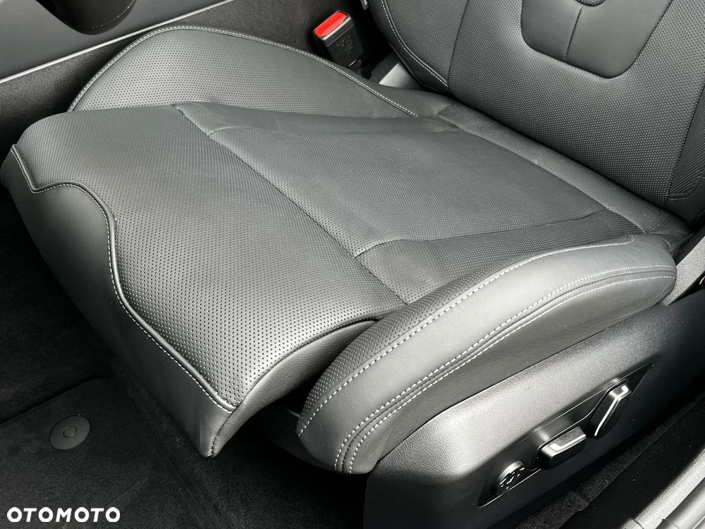 BMW M5 PHEV - 17