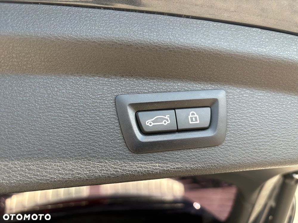 BMW X2 sDrive18d M Sport - 17