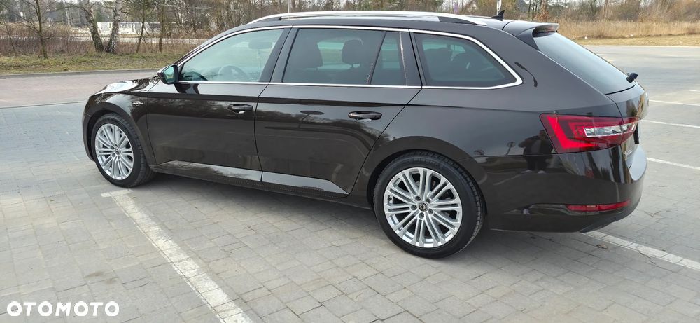 Skoda Superb 2.0 TDI L&K - 22