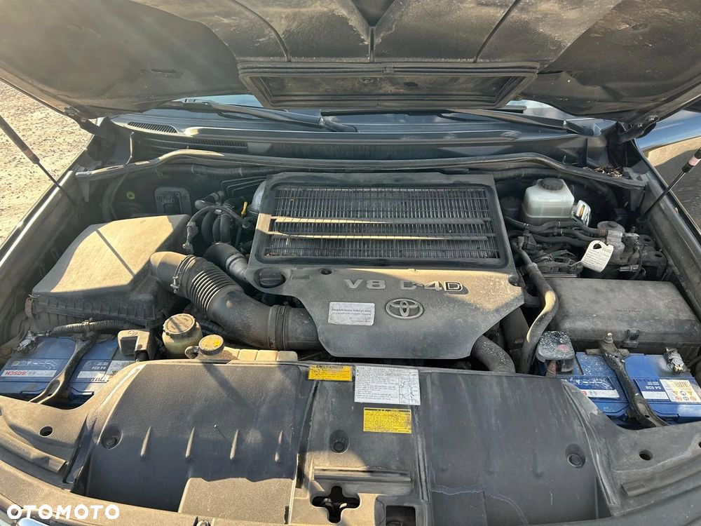 Toyota Land Cruiser LC 4.5 V8 D-4D Prestige Platinium 7os - 34