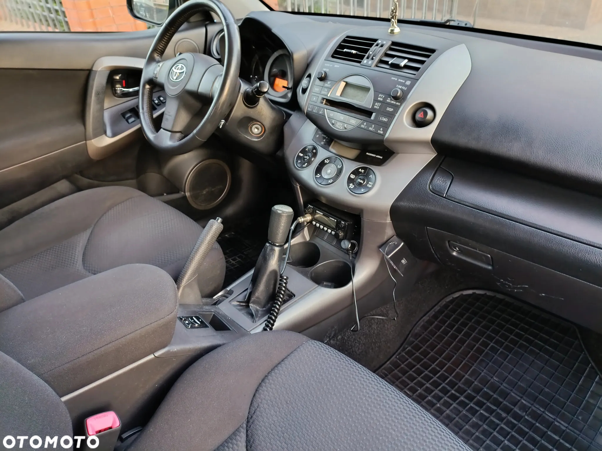 Toyota RAV4 2.0 VVT-i Luna - 17