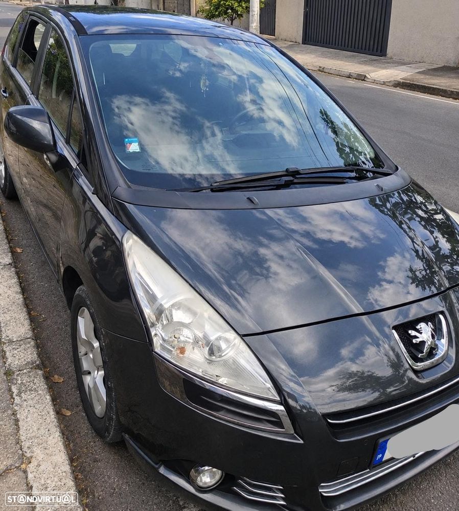 Peugeot 5008 - 5