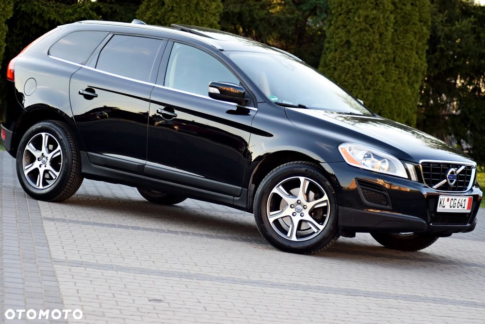 Volvo XC 60 3.2 AWD RDesign - 28
