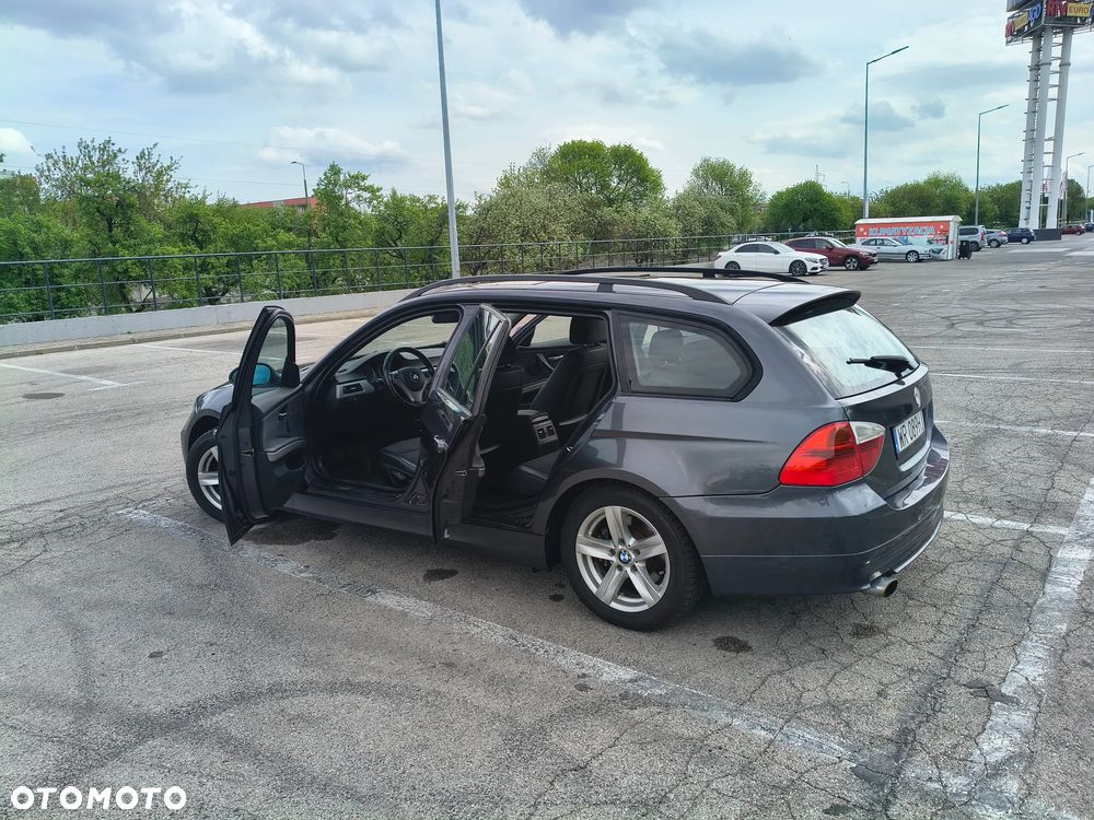 BMW Seria 3 - 12