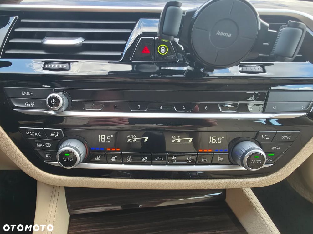 BMW Seria 5 520d Luxury Line - 34