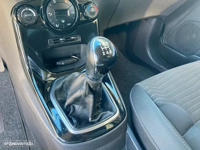 Ford Fiesta 1.5 TDCi Trend - 18