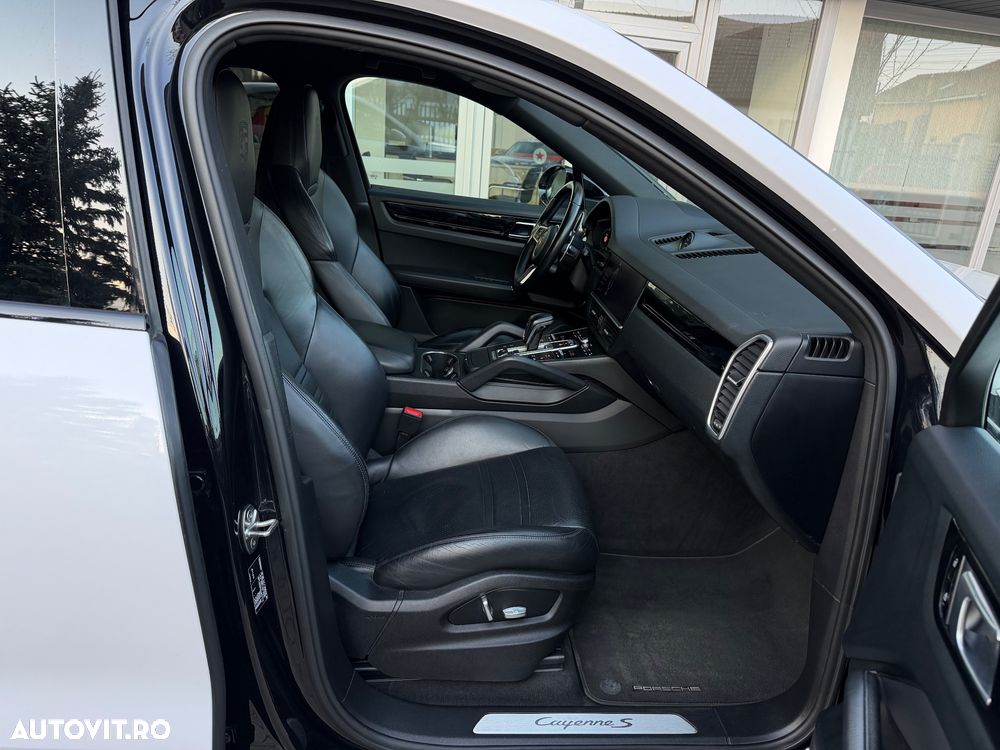 Porsche Cayenne Coupe S Tiptronic S - 12