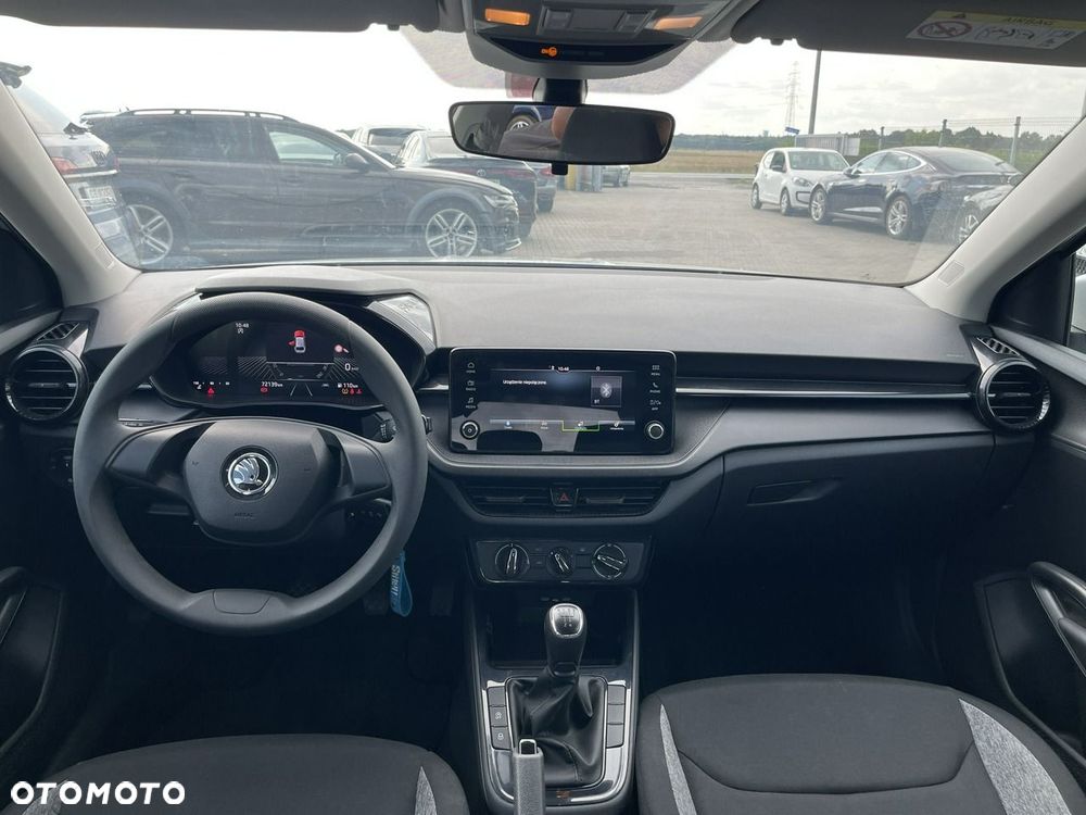 Skoda Fabia 1.0 Active - 8