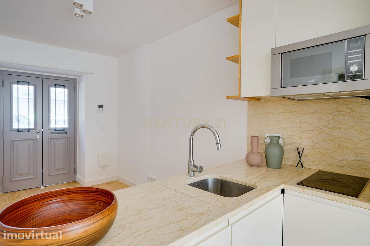 Apartamento T0 com Logradouro, zona central de Arroios - Grande imagem: 5/23