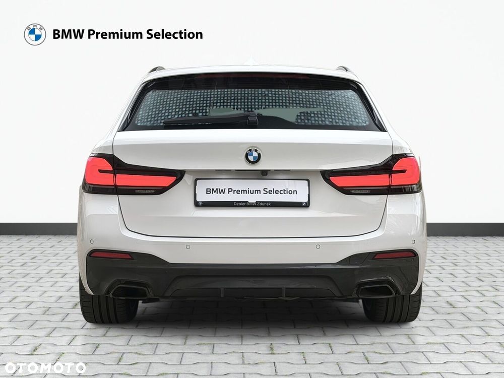 BMW Seria 5 530i xDrive mHEV M Sport sport - 28