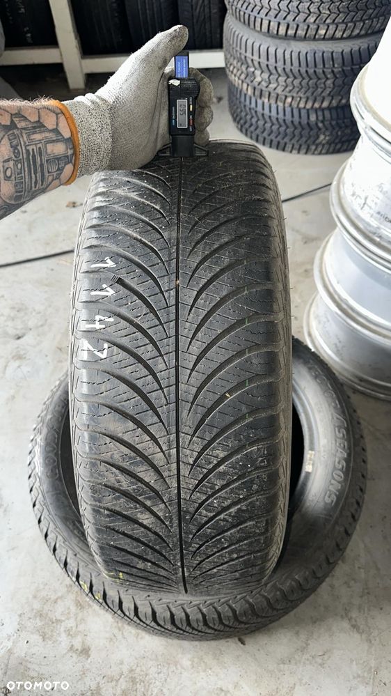 2szt Opony wielosezonowe 215/55 R17 2020r 5,6mm Goodyear Vector 4Seasons 94V Montaż Wysyłka 114Z - 2