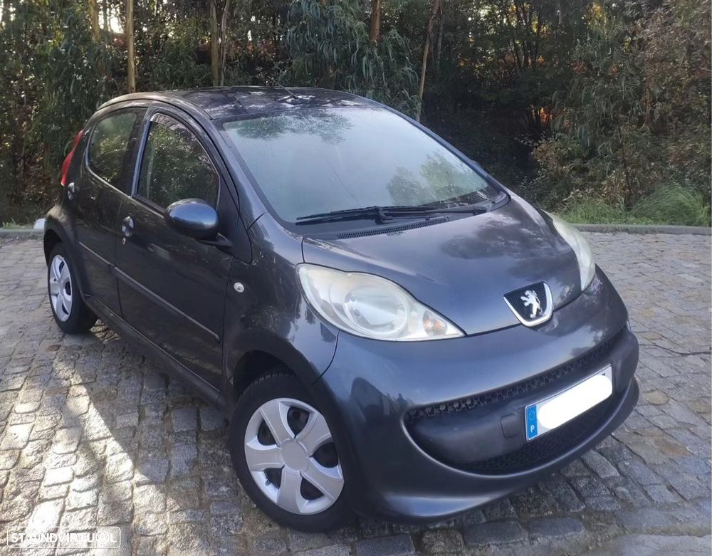 Peugeot 107 1.4 HDi Trendy - 1