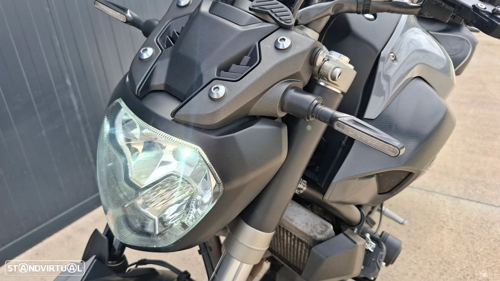Yamaha MT-07 Nardo Grey 35 kw - 44