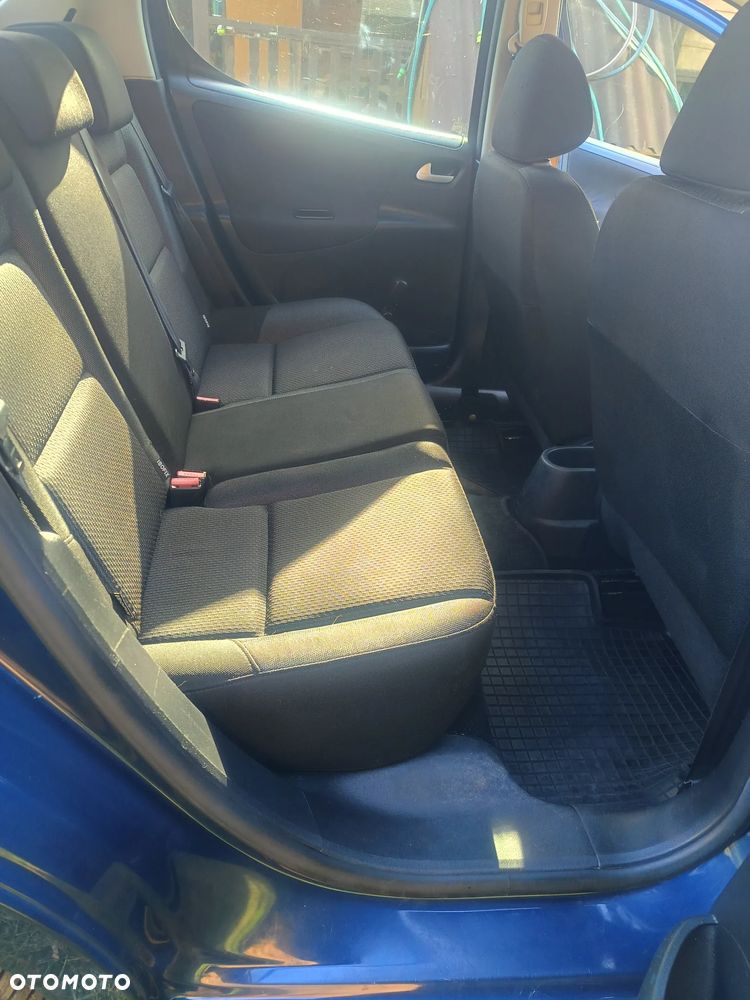 Peugeot 207 1.4 - 16