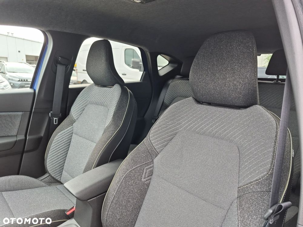 Renault Captur 1.3 TCe mHEV Techno EDC - 11
