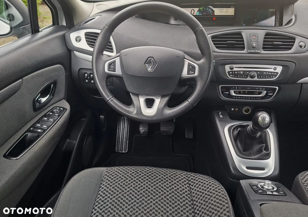 Renault Scenic 1.6 16V 110 TomTom Edition - 7