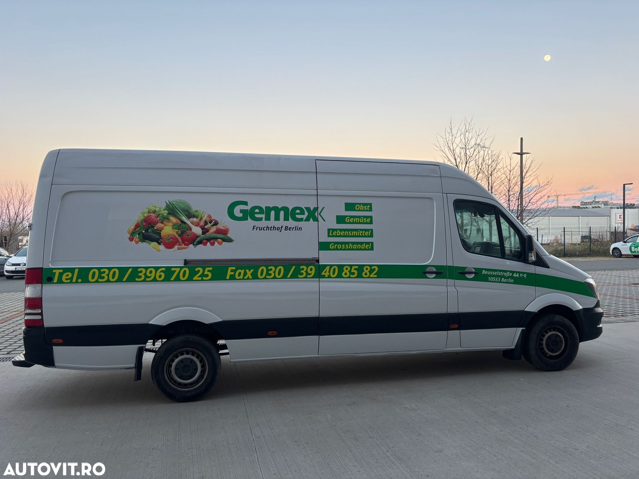 Mercedes-Benz Sprinter - 2