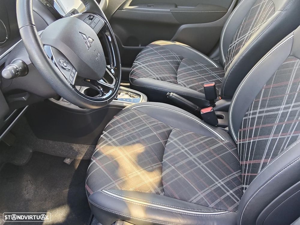 Mitsubishi Space Star 1.2 Connect Edition CVT - 13