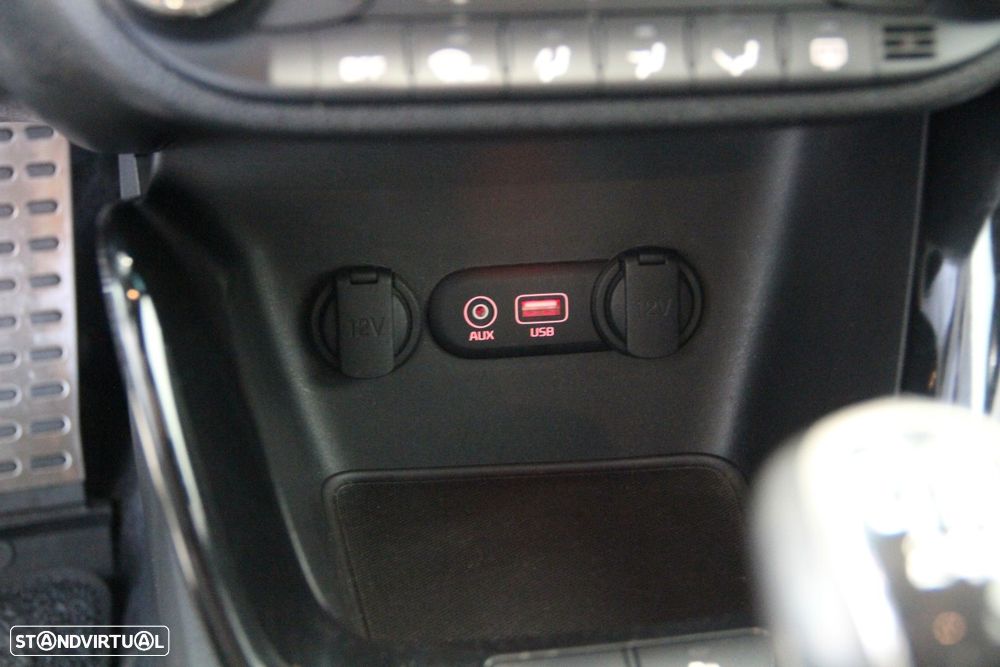 Kia Ceed 1.6 CRDi GT Line - 29