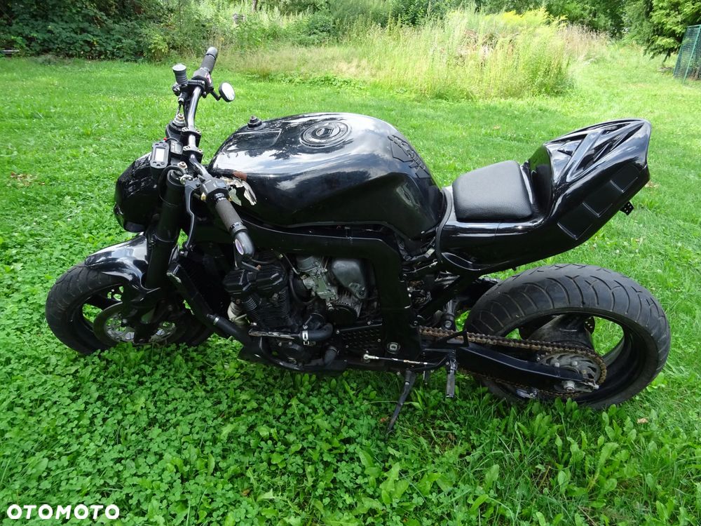 Suzuki GSX-R - 3