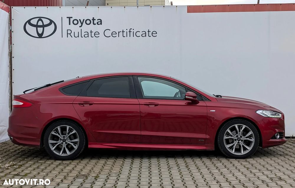 Ford Mondeo 2.0 TDCI Powershift AWD Titanium - 4