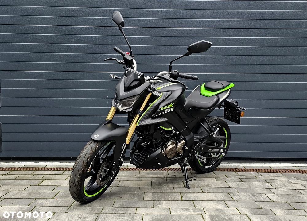 QJMOTOR SRK 125S - 1