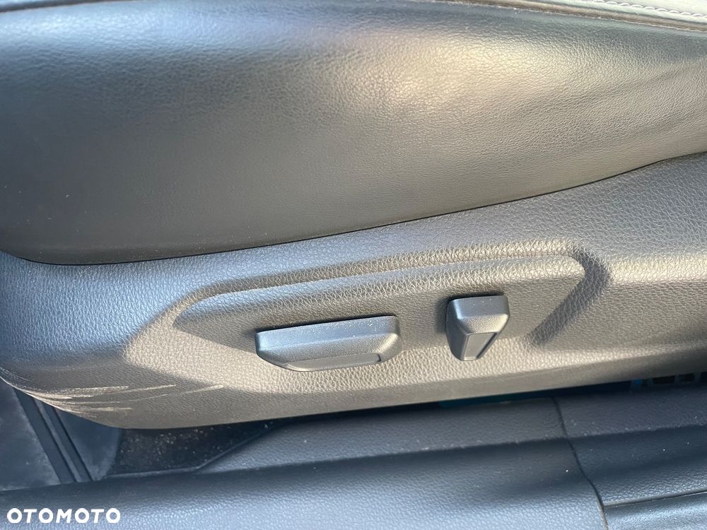 Mitsubishi Eclipse Cross 4WD Top - 13