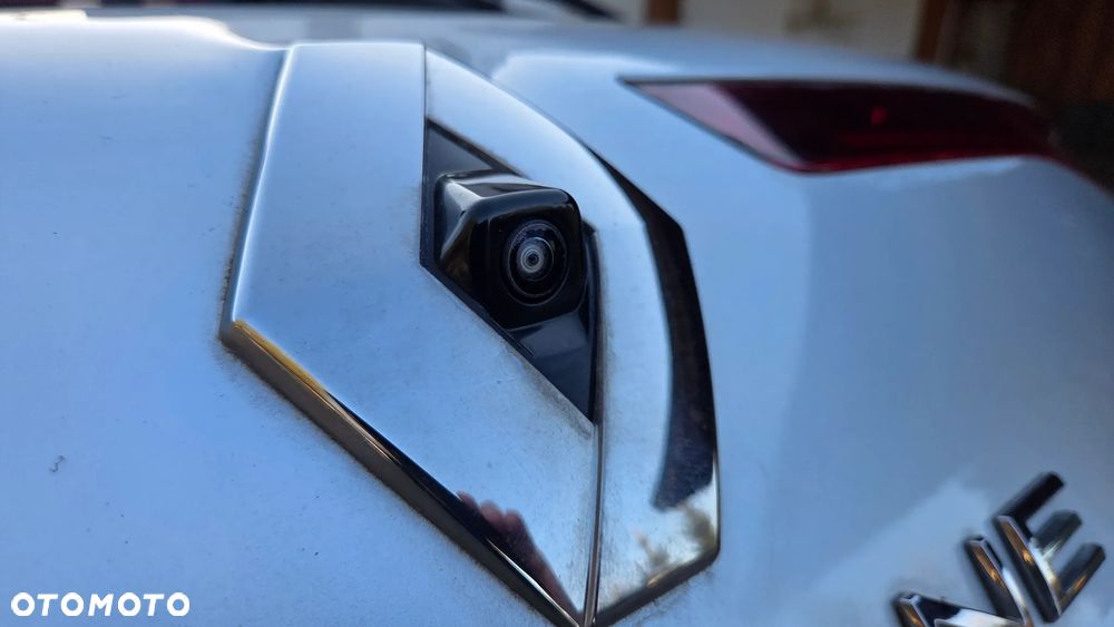 Renault Megane ENERGY dCi 130 BOSE EDITION - 9