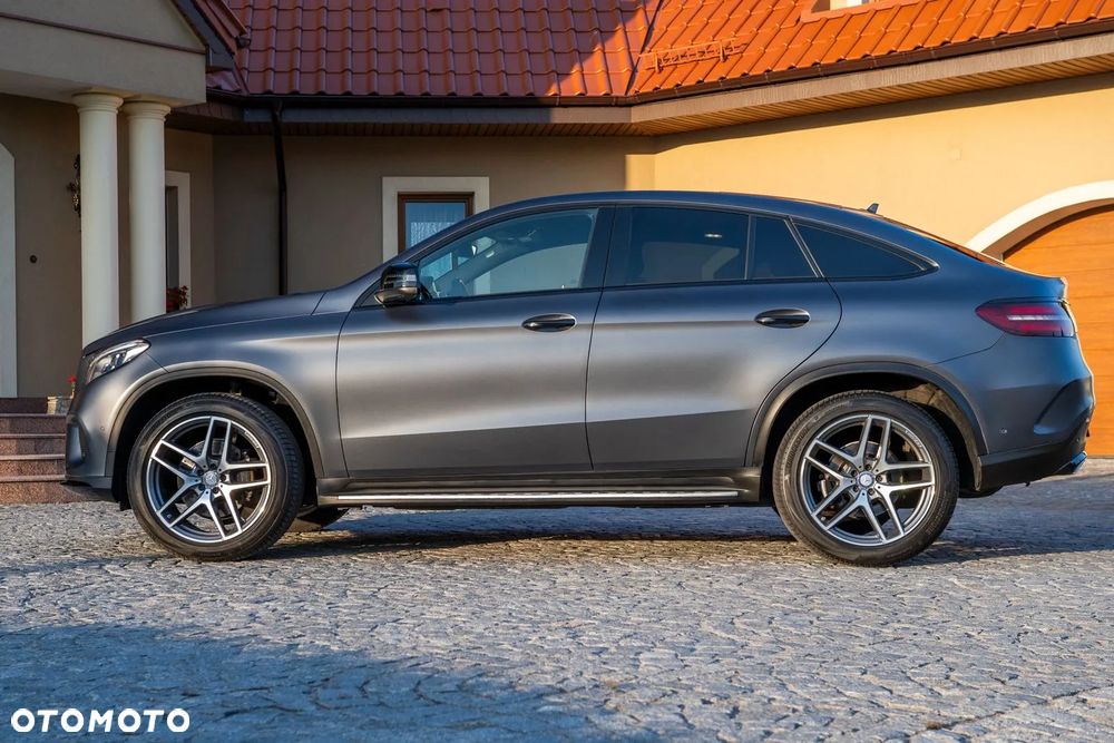 Mercedes-Benz GLE 350 d 4-Matic - 3