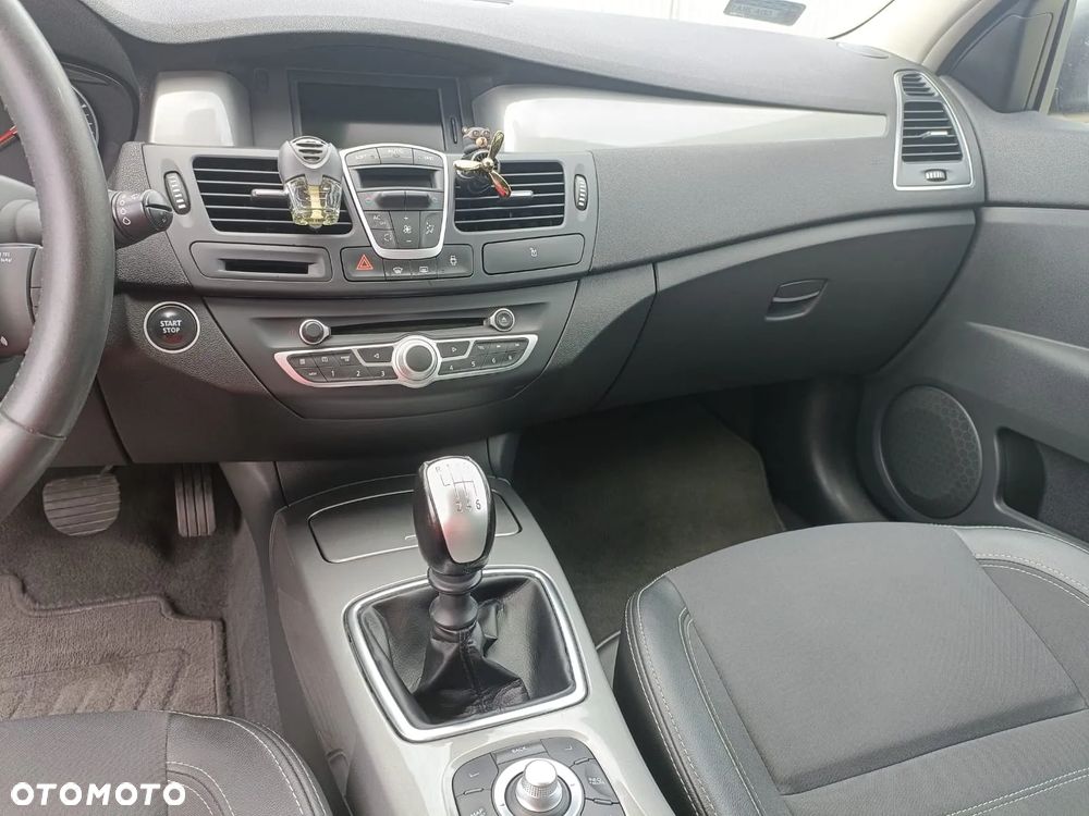 Renault Laguna 2.0 dCi Bose Edition - 8