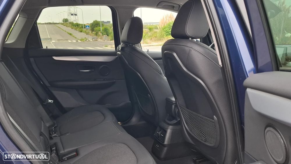 BMW 216 Active Tourer d Line Sport Auto - 22