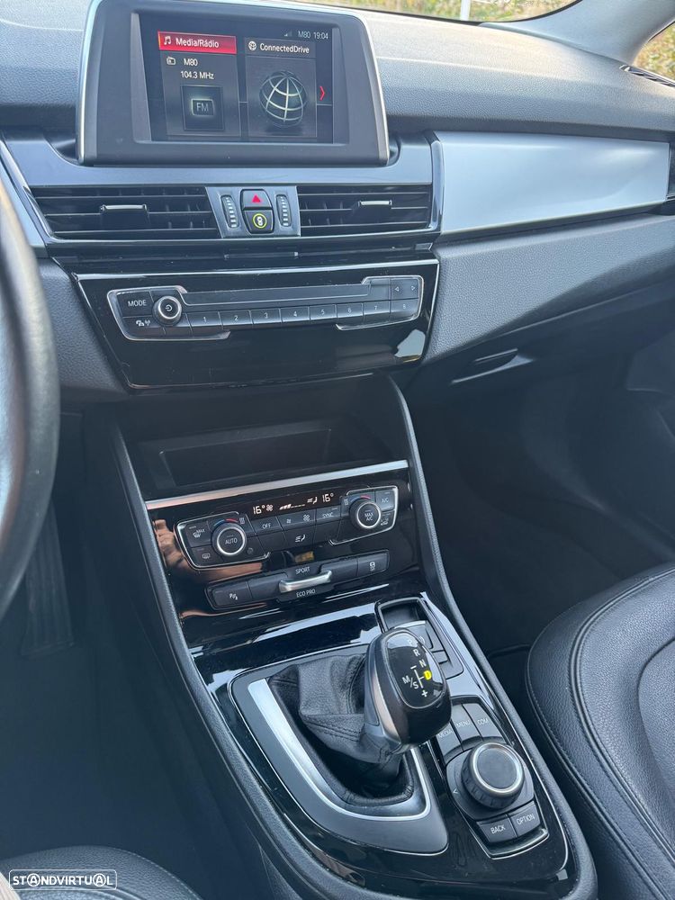 BMW 216 Active Tourer d Line Luxury Auto - 7