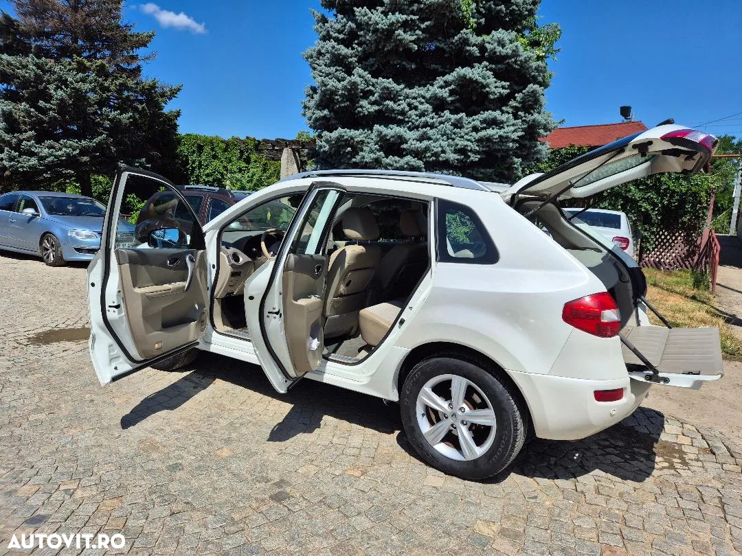 Renault Koleos 2.0 dCI 4X4 Privilege Aut - 8