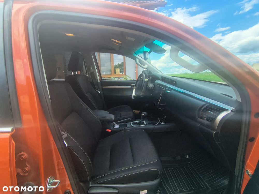 Toyota Hilux 2.8 D-4D Double Cab SR5 4x4 - 4