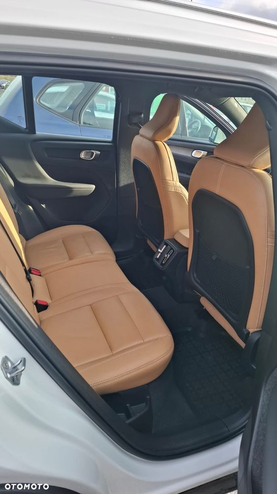 Volvo XC 40 T3 Inscription - 11