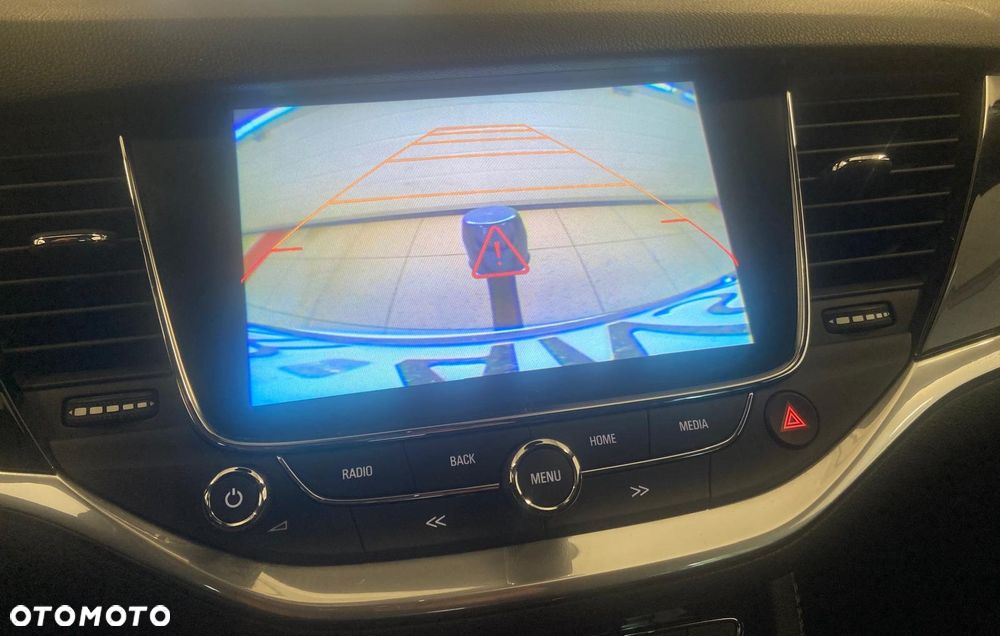 Opel Astra 1.6 BiTrb D (CDTI) Start/Stop Innovation - 18