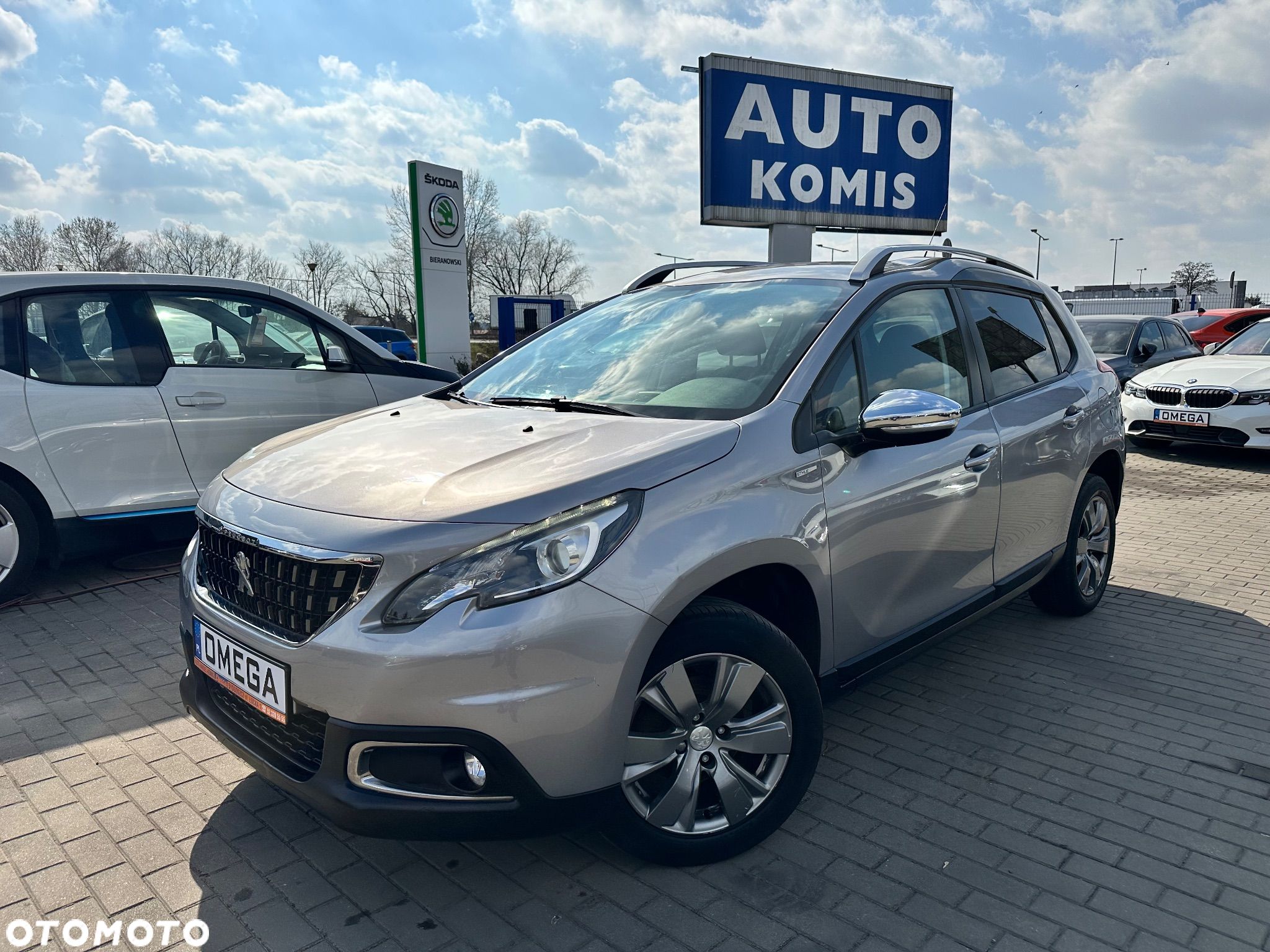 Peugeot 2008 1.2 Pure Tech Style - 1
