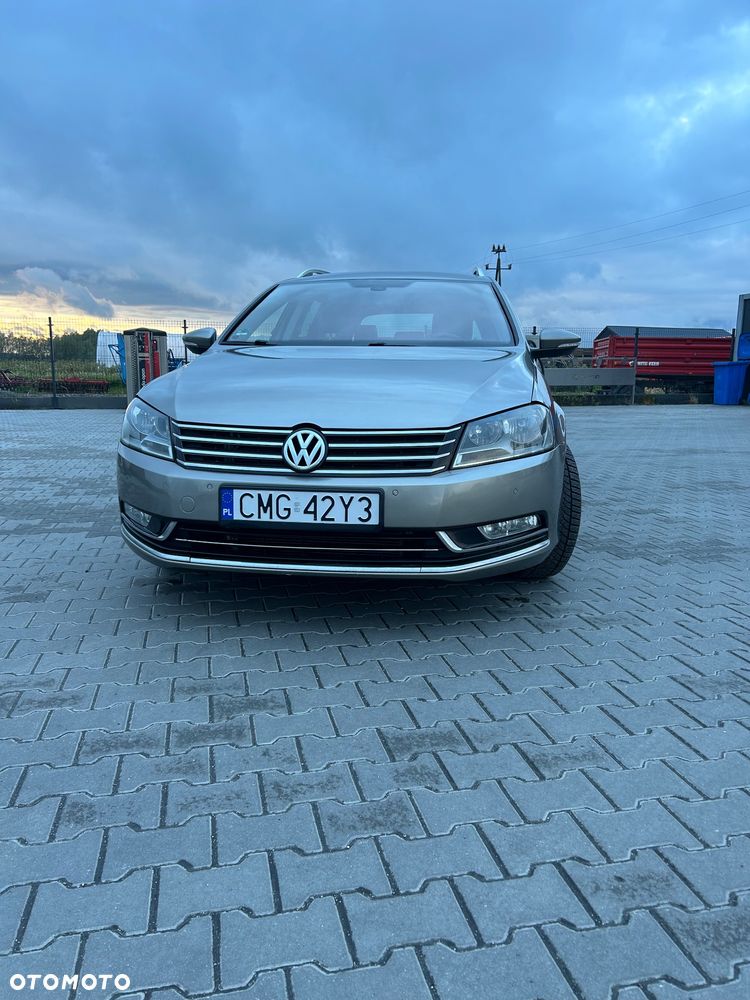 Volkswagen Passat 2.0 TDI DPF Highline - 1