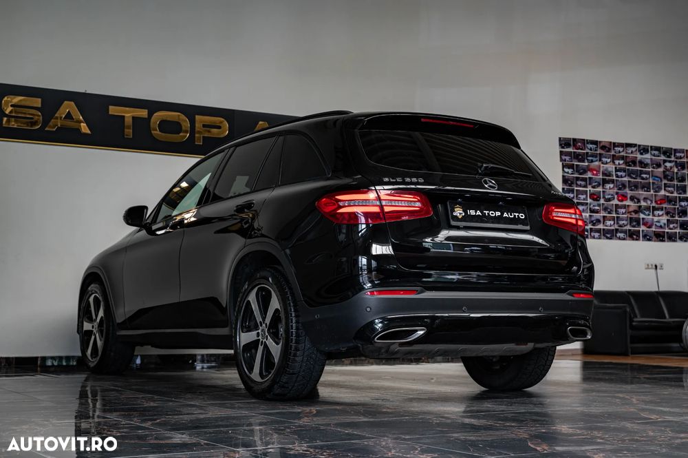 Mercedes-Benz GLC 250 4MATIC 9G-TRONIC AMG Line - 4