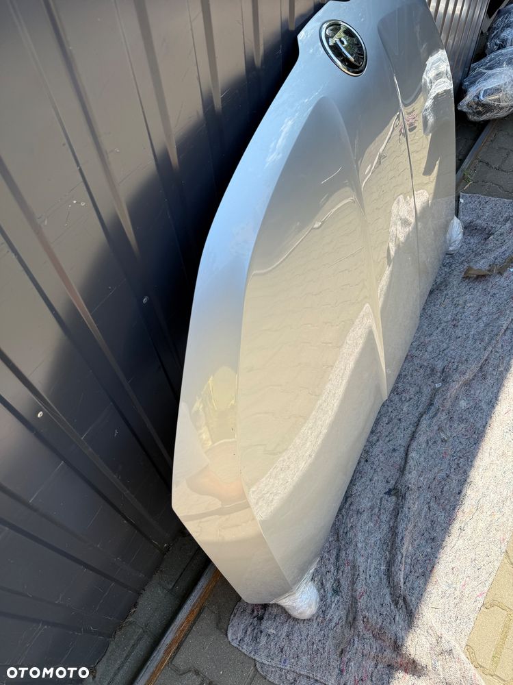 MASKA SKODA KAROQ ORYGINAŁ CAŁA CAŁE ROGI - 2