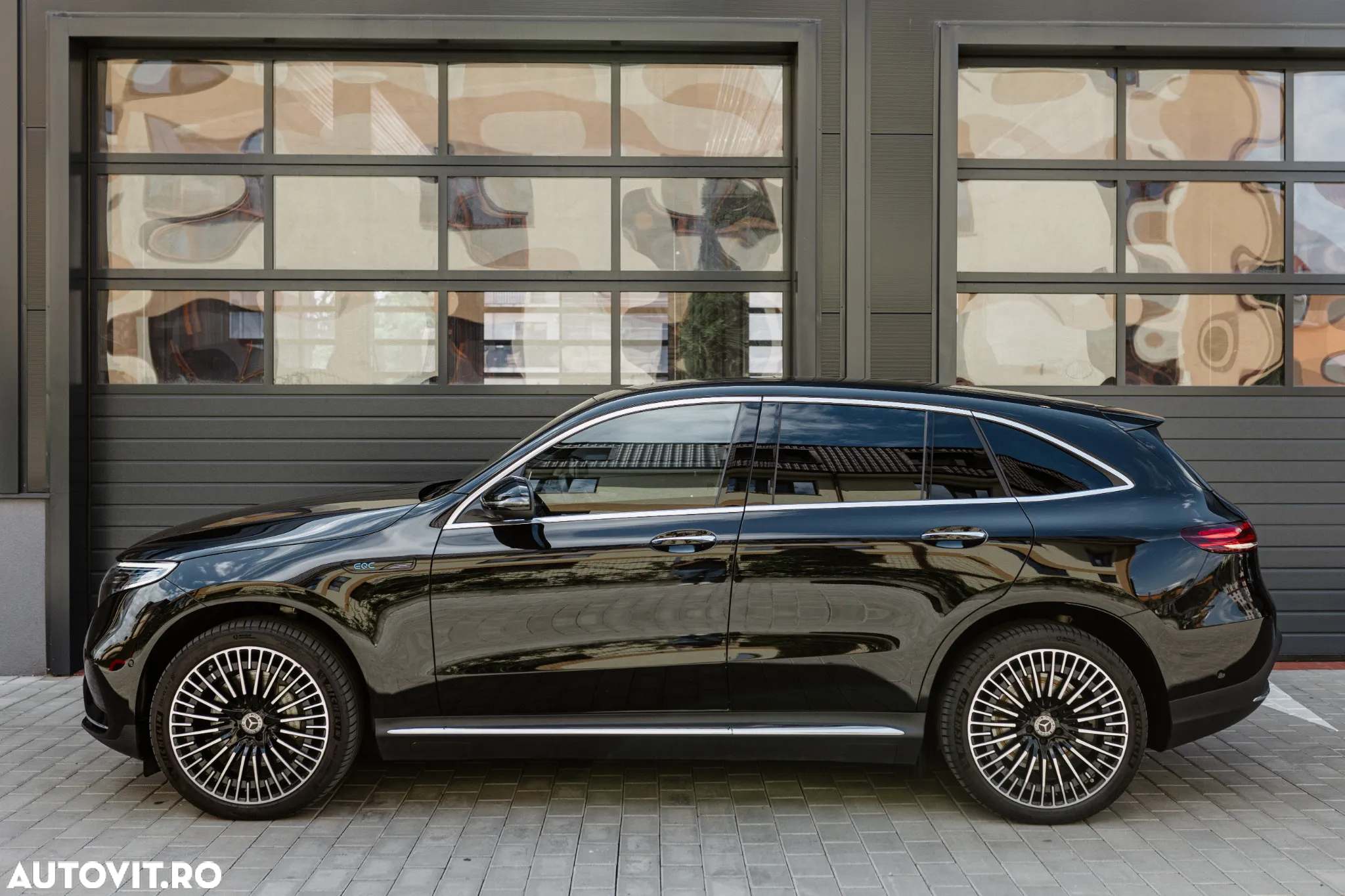 Mercedes-Benz EQC 400 4Matic AMG Line - 2