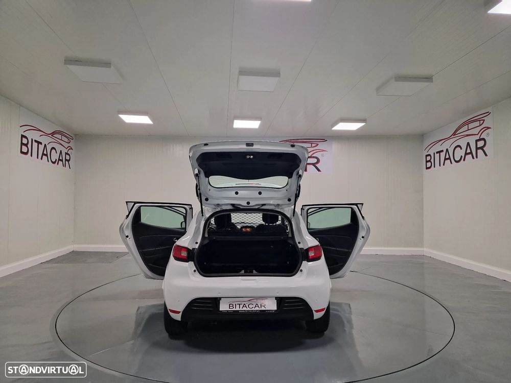Renault CLIO SOCIETE 1.5 DCI 90CV INTENS GPS IVA DEDUTIVEL - 31