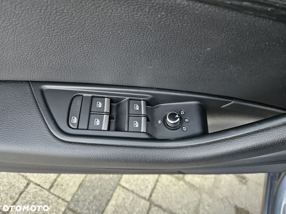 Audi A4 Limousine 2.0 TFSI Quattro Sport S tronic - 37