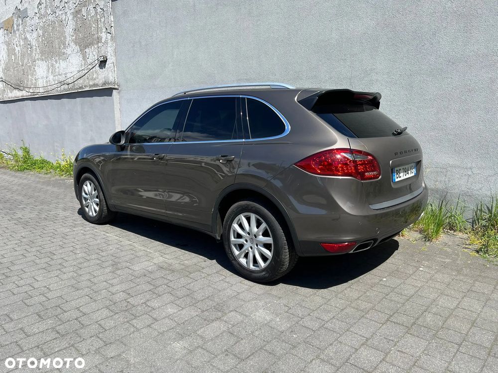 Porsche Cayenne Platinum Edition - 5